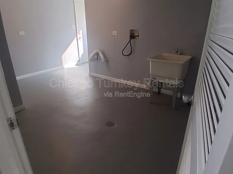 1204 E 166th Pl — Photo 24