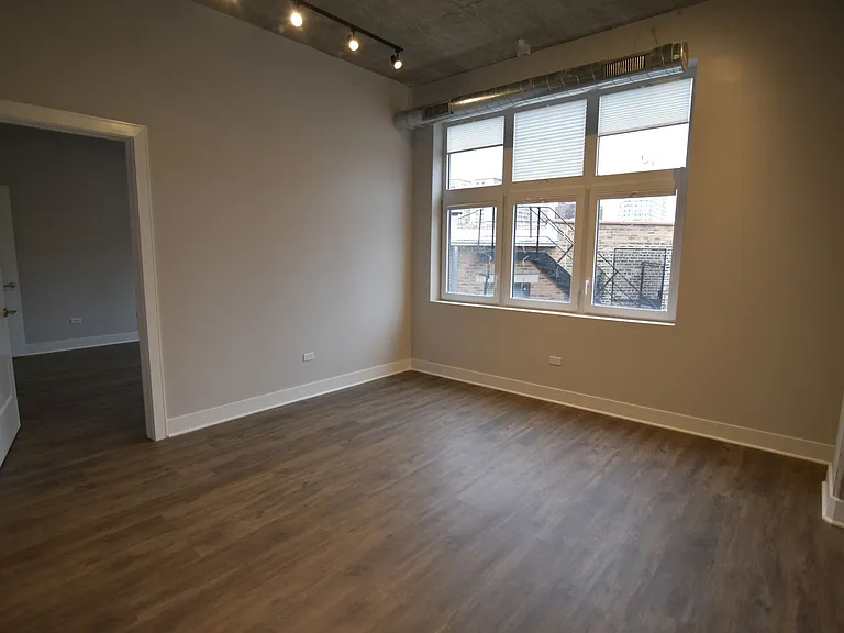 The Eagle Building - 3833 N Broadway — Photo 156