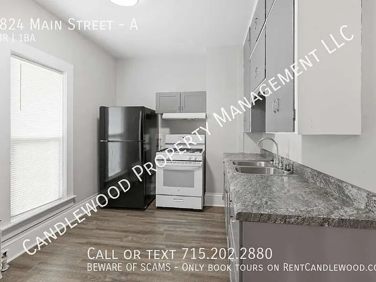 1824 Main St #A — Photo 13