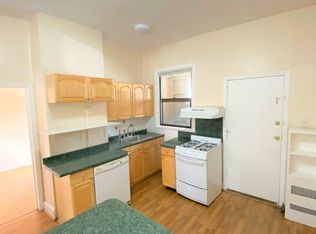31-77 44th St #1L, Astoria, NY 11103
