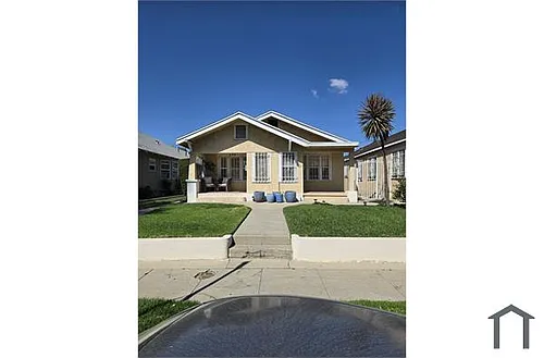 857 W 50th Pl Photo 1