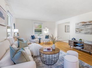 118-120 Edinboro Street Condominium, Newtonville, MA 02460