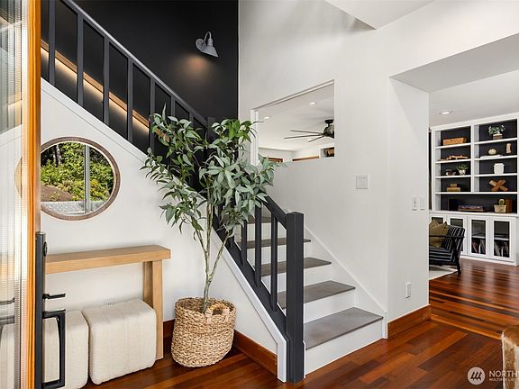 5th image of 6518 NE Justin Court