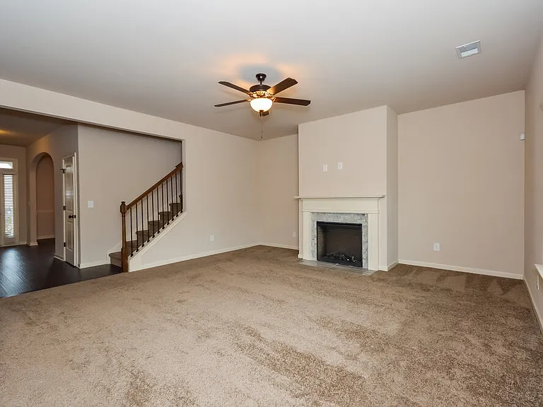 1216 Nottley Dr — Photo 4