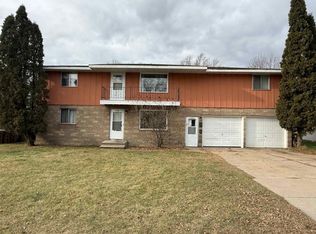 2106-2108 Vermont Ave, Stevens Pt, WI 54481