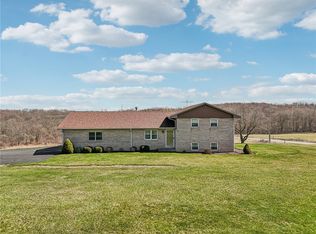 605 Cleland Mill Rd, New Castle, PA 16102