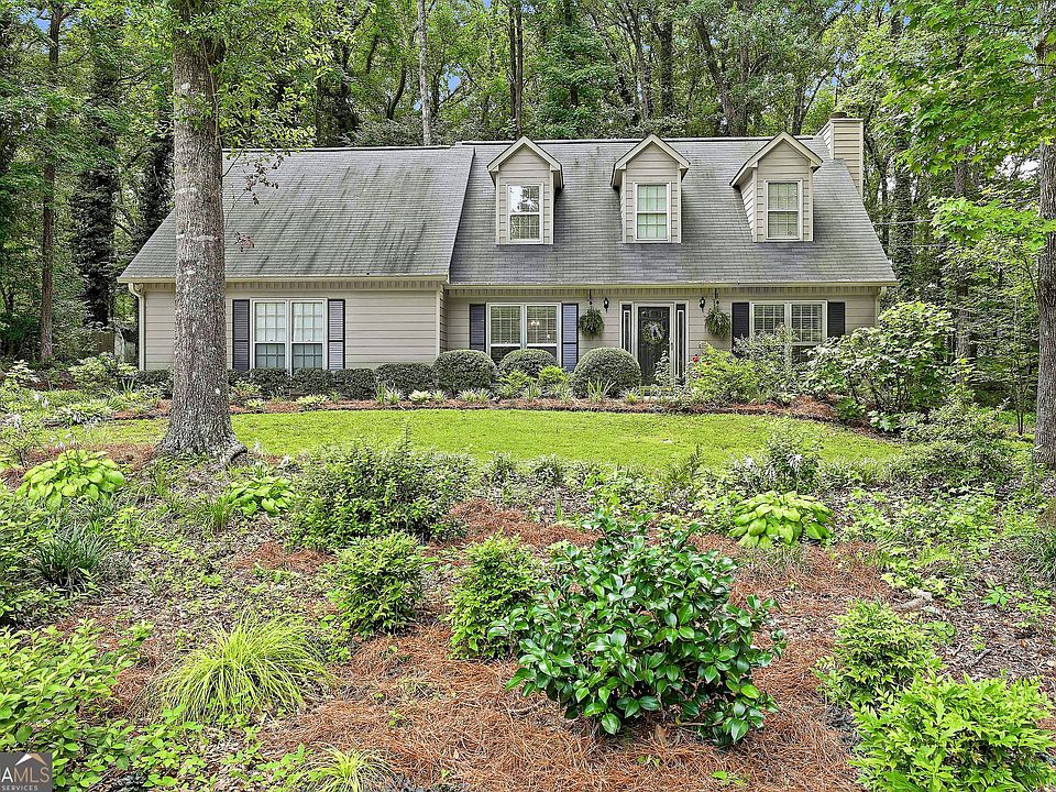 1st image of 110 Greenbriar Trl