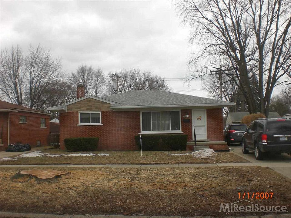 1st image of 29374 Milton Ave