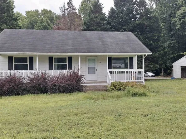 119 Gunther Ln, Weems, VA 22576