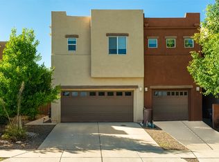 26 Carson Valley Way, Santa Fe, NM 87508