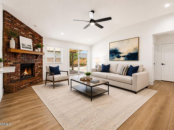 3rd image of 491 E SAN ANGELO Avenue
