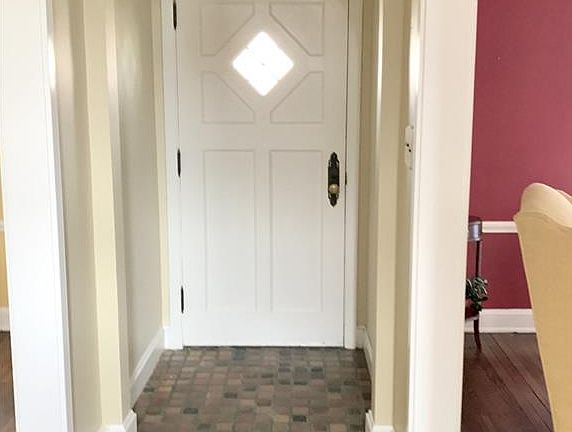 3rd image of 18108 Scottsdale Blvd