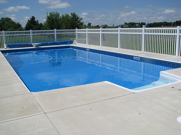 40 x 20ft pool