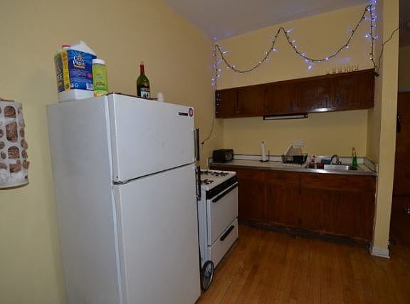 2nd image of 917 W Waveland Ave #C2