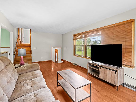 5th image of 1608 Rockwood Ct