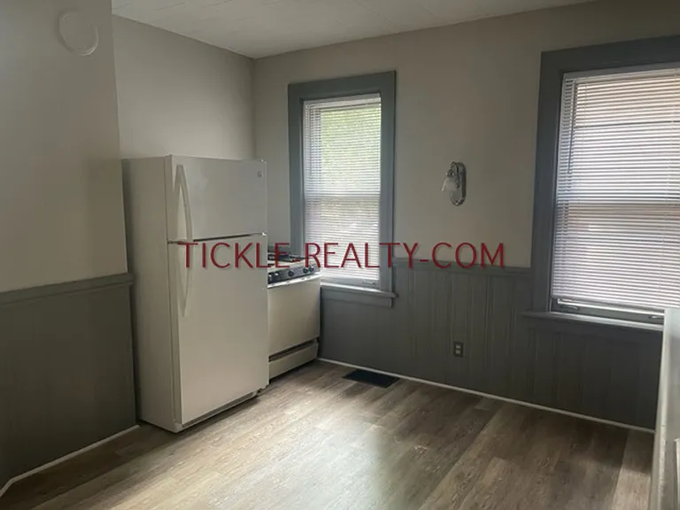 11 Birch Cres — Photo 8