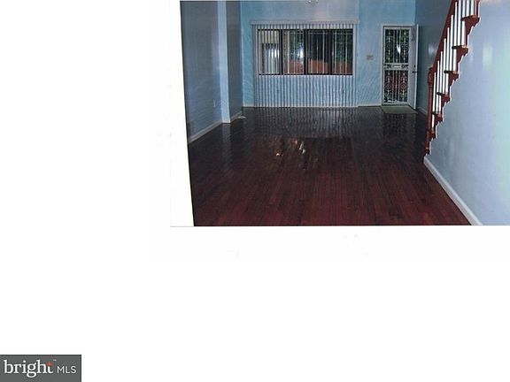 4th image of 637 Cantrell St