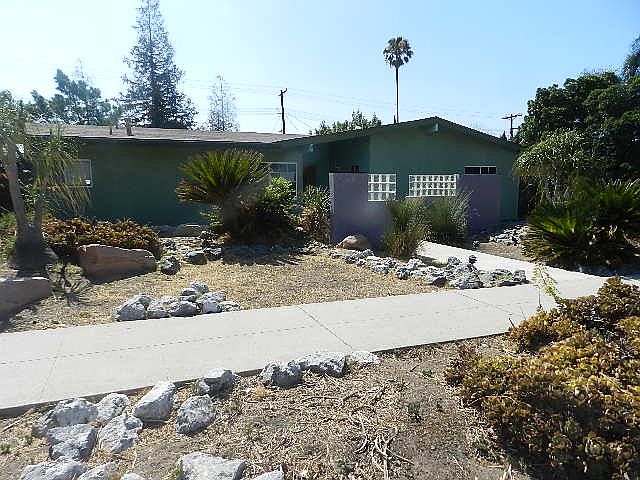 1st image of 9743 Woodley Ave