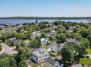 19 Ocean St #1, Rockland, ME 04841