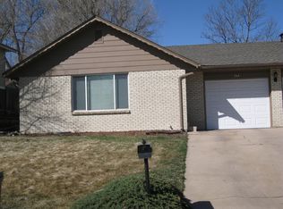 933 S Zephyr Ct, Lakewood, CO 80226