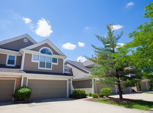189 Woodstone Dr, Buffalo Grove, IL