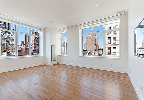 3rd image of 129 Lafayette St APT 9C