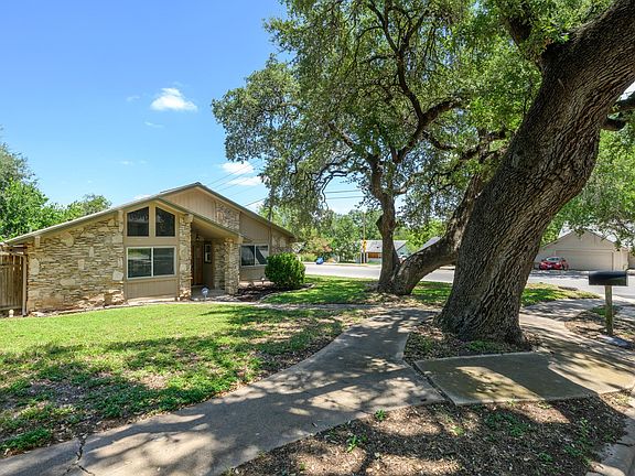 2nd image of 900 Austin Highlands Blvd