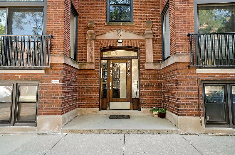 1st image of 3546 N Janssen Ave #3