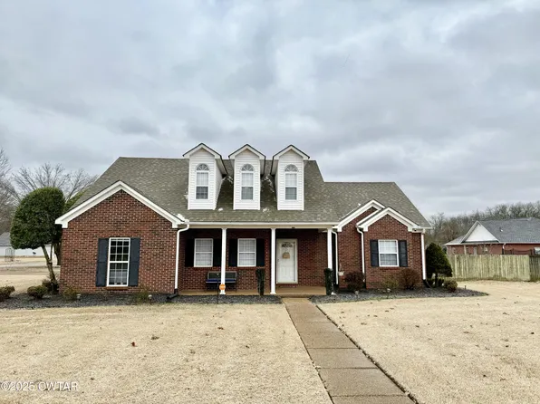 2370 Plantation Dr, Dyersburg, TN 38024
