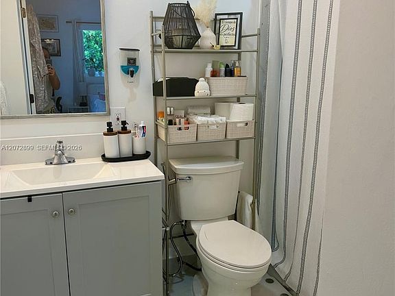 5th image of 11821 SW 187th Ter #B