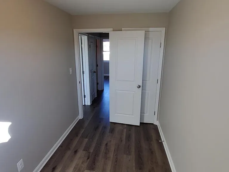 4007 Saint Augustine Ln — Photo 23