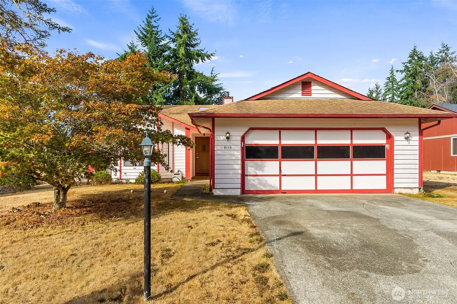 9115 Cherie Drive SE photo 1