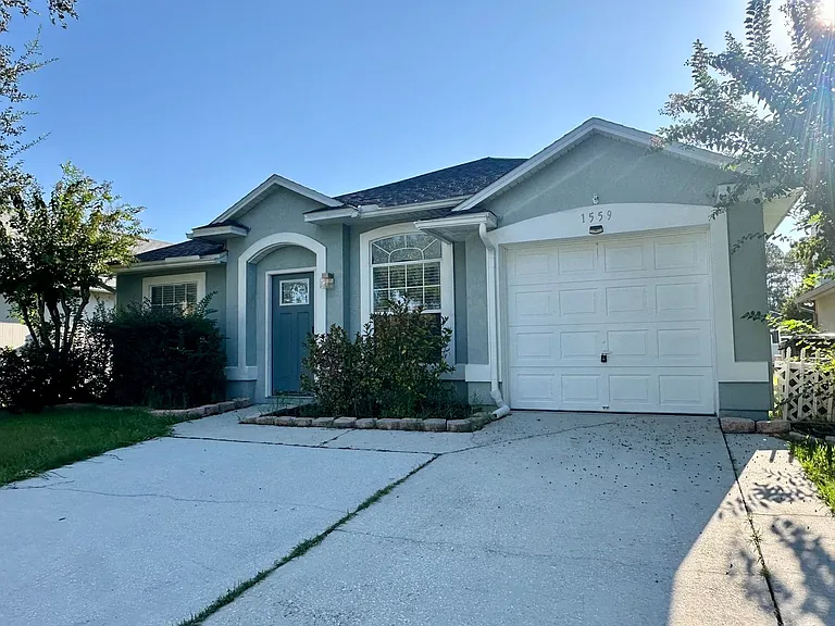 1559 Irishwood Ct — Photo 2