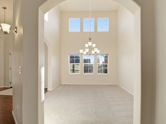 3rd image of 628 N 120th St E