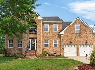 1032 Windward Ln, Suffolk, VA 23435