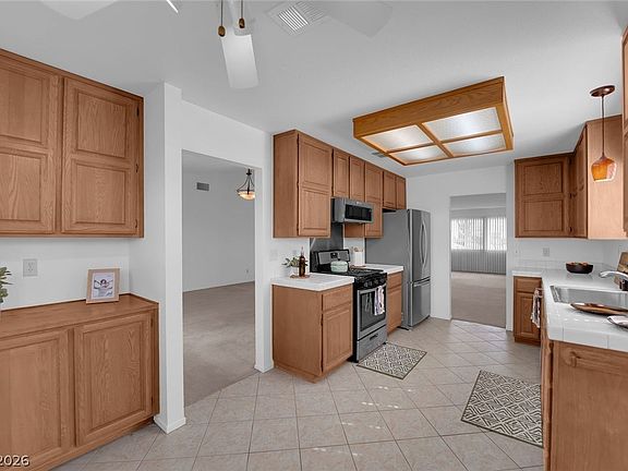 5th image of 1816 Escondido Ter