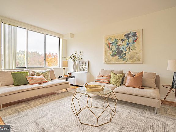 5th image of 6641 Wakefield Dr APT 315