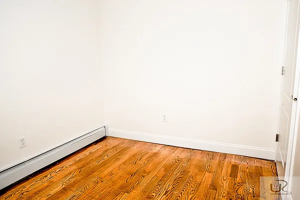 Rented by Urban Realty NYC | media 24