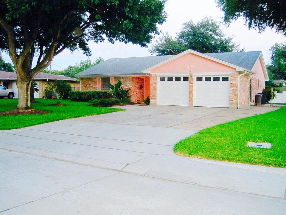 Beautiful 3Bed/2Bath/2Car Garage