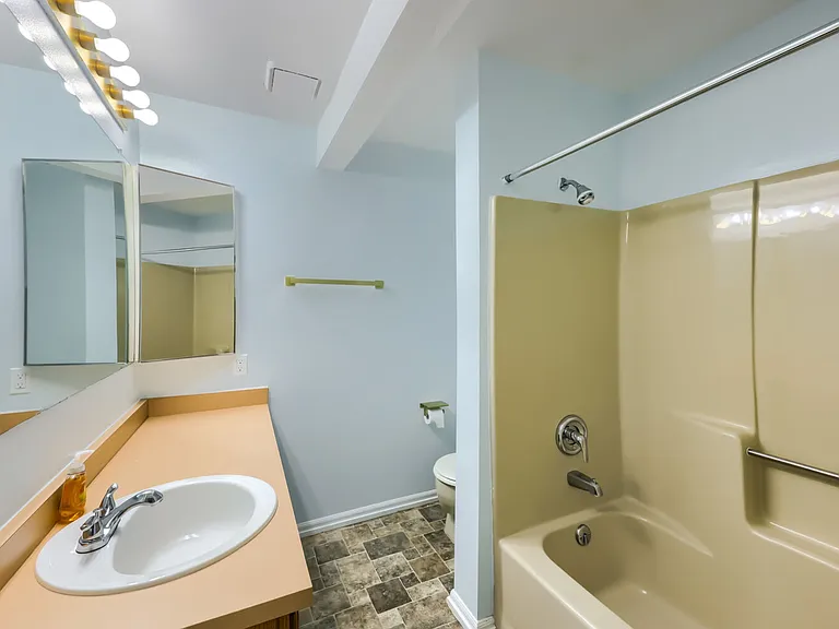 1012 Moorings Dr #1 — Photo 15