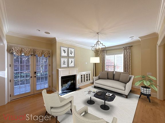 2nd image of 1109 S Kings Dr