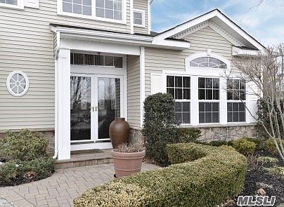 2nd image of 2 Pine Valley Ct