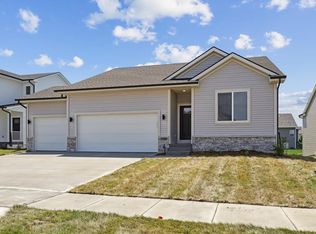 5516 Greene St, Ames, IA 50014