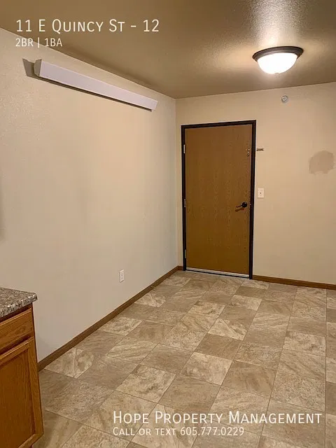 2 bed, 868 sqft, $950 — Photo 3