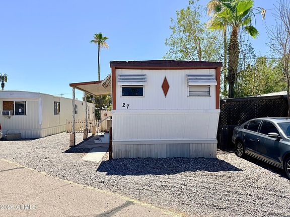 2nd image of 517 N AVENUE A -- #27