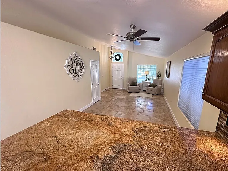 1810 Stablegate Ave — Photo 5