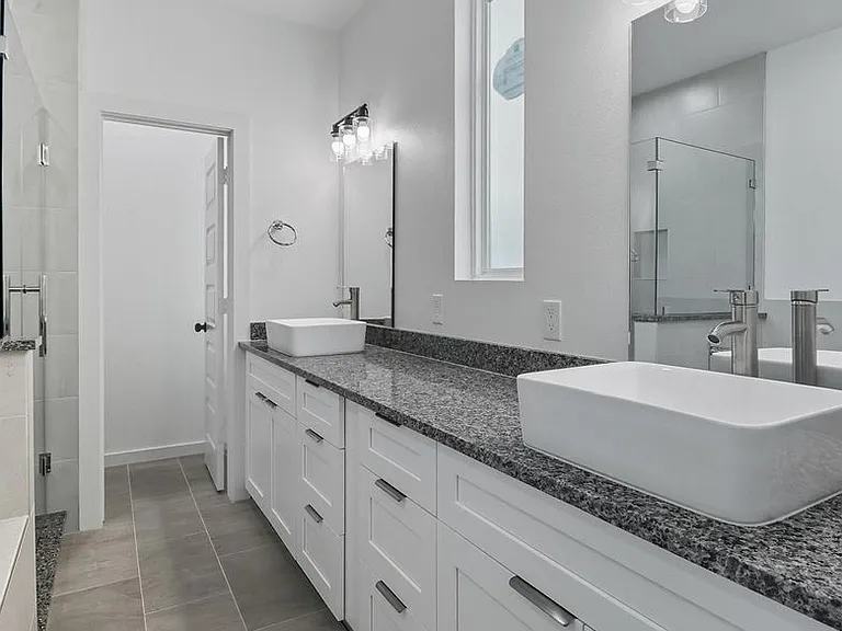 2921 El Fenice Ln — Photo 22