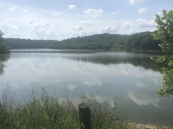 5 Chowning Ln, Bloomfield, KY 40008