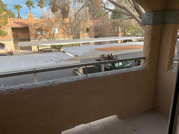 3rd image of 221 Mission Newport Ln