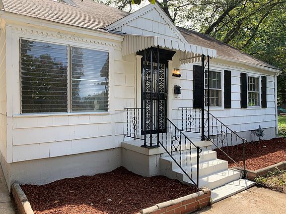 2nd image of 816 Bowen Cir